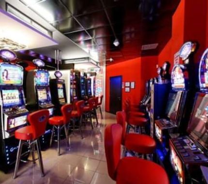 Gaming hall nuovamente a rischio: questa volta è il caro energia a minacciarne la chiusura